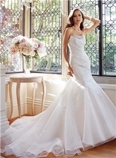 Charming Mermaid Strapless Lace Court Wedding Dress