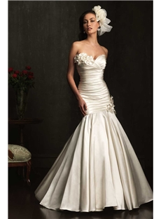 Flattering Sophisticated Mermaid Sweetheart Neckline Ruched Wedding Dress