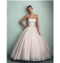 Lovely Strapless Waistband Lace Ball Gown Wedding Dress