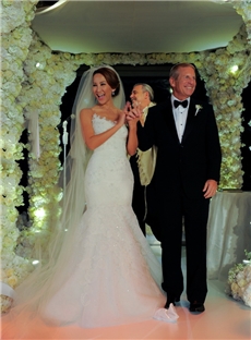 Fashion Mermaid Outdoor Wedding Dresses Strapless Applique Wedding Dress