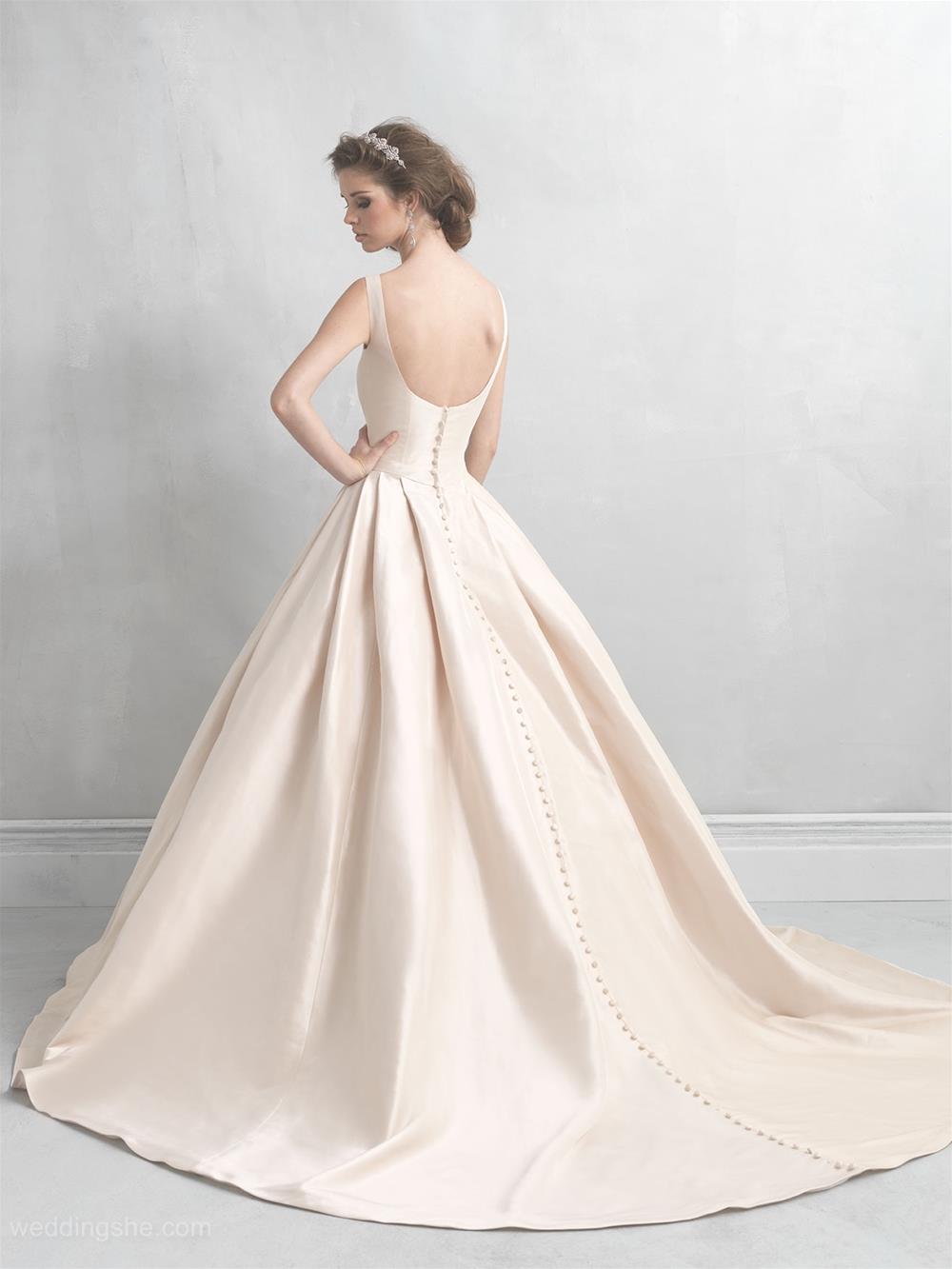 Sweet Ballgown Demure Cap Sleeves Square Neckline Scooped Back Small Bow Taffteta Wedding Dress