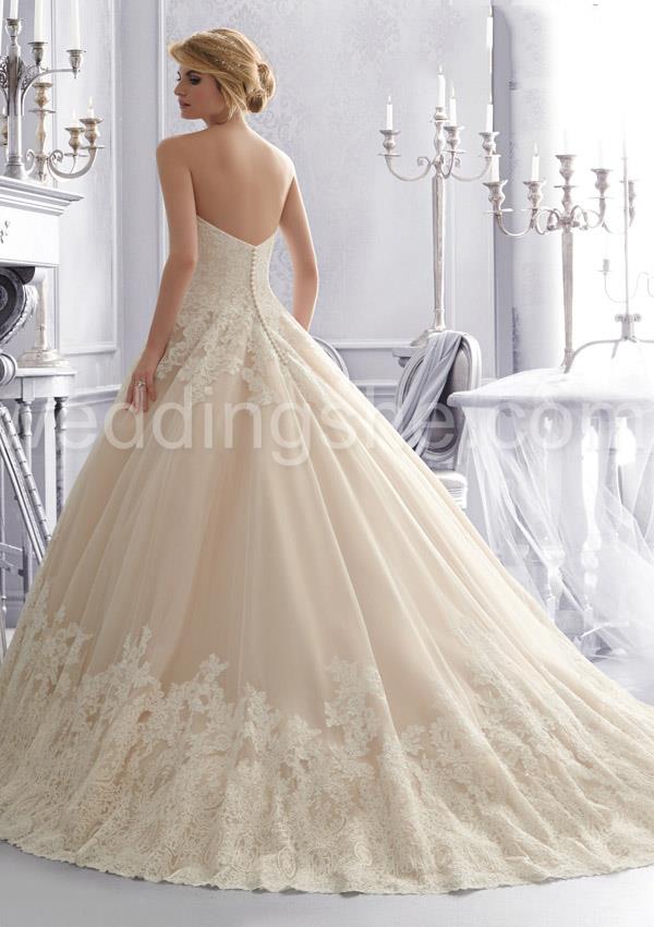  Wide Borded Hemline Lace Tulle Wedding Dress