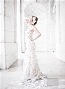 Breathtaking Dramatic Sheath Spaghetti Straps Sweetheart Neck Backless Appliques Wedding Dress