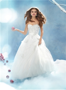 Elegant Ball Gown Sweetheart Neckline Beading Appliques Wedding Dress