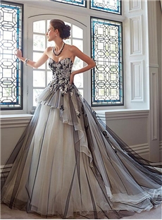Gorgeous Tulle Ball Gown Sweetheart Neckline Dropped Waistline Wedding Dress